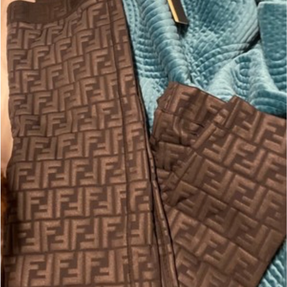 FF logo leggings